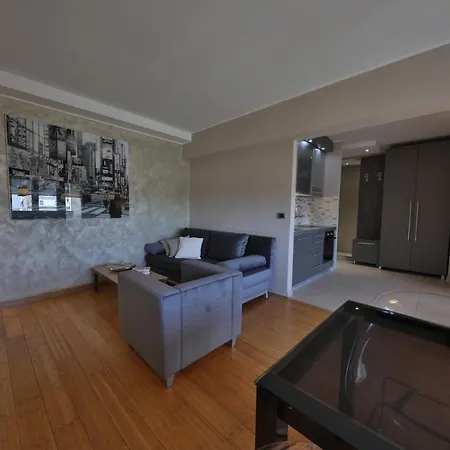 Business & Travel Apartment *